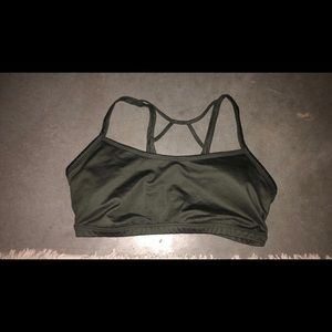 Athletic sports bra